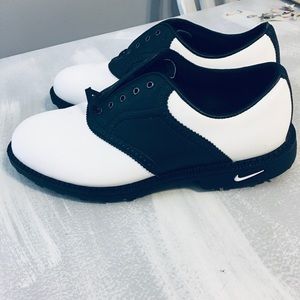 Nike Bella last golf shoes ⛳️🏌️‍♀️